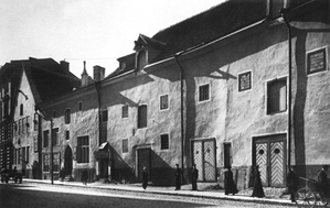 Таллин. Фотографии зданий разрушенные во времена Второй Мировой войны.