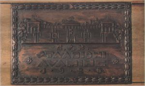 Настольная медаль в честь открытия Национального стадиона в Кадриорге.