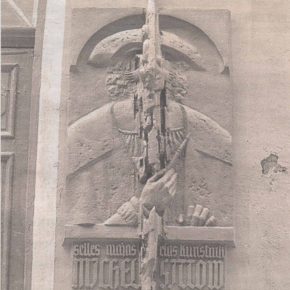 Мемориальная доска на доме, в котором жил в Таллинне Михкель Зиттов.