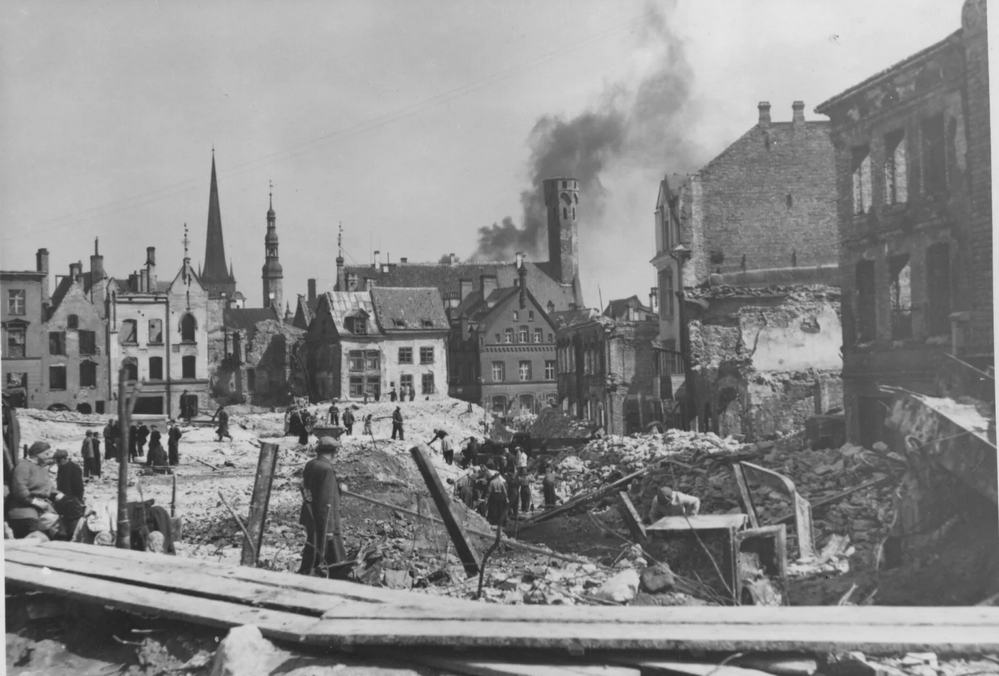 Таллин, март 1944 года