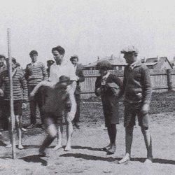 Спорт, мореплавание и благоустройство Каламая в 1920-е годы