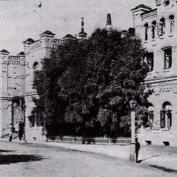 : Культурная жизнь Каламая в 1930-е годы: писатели, музыканты, театр и общества